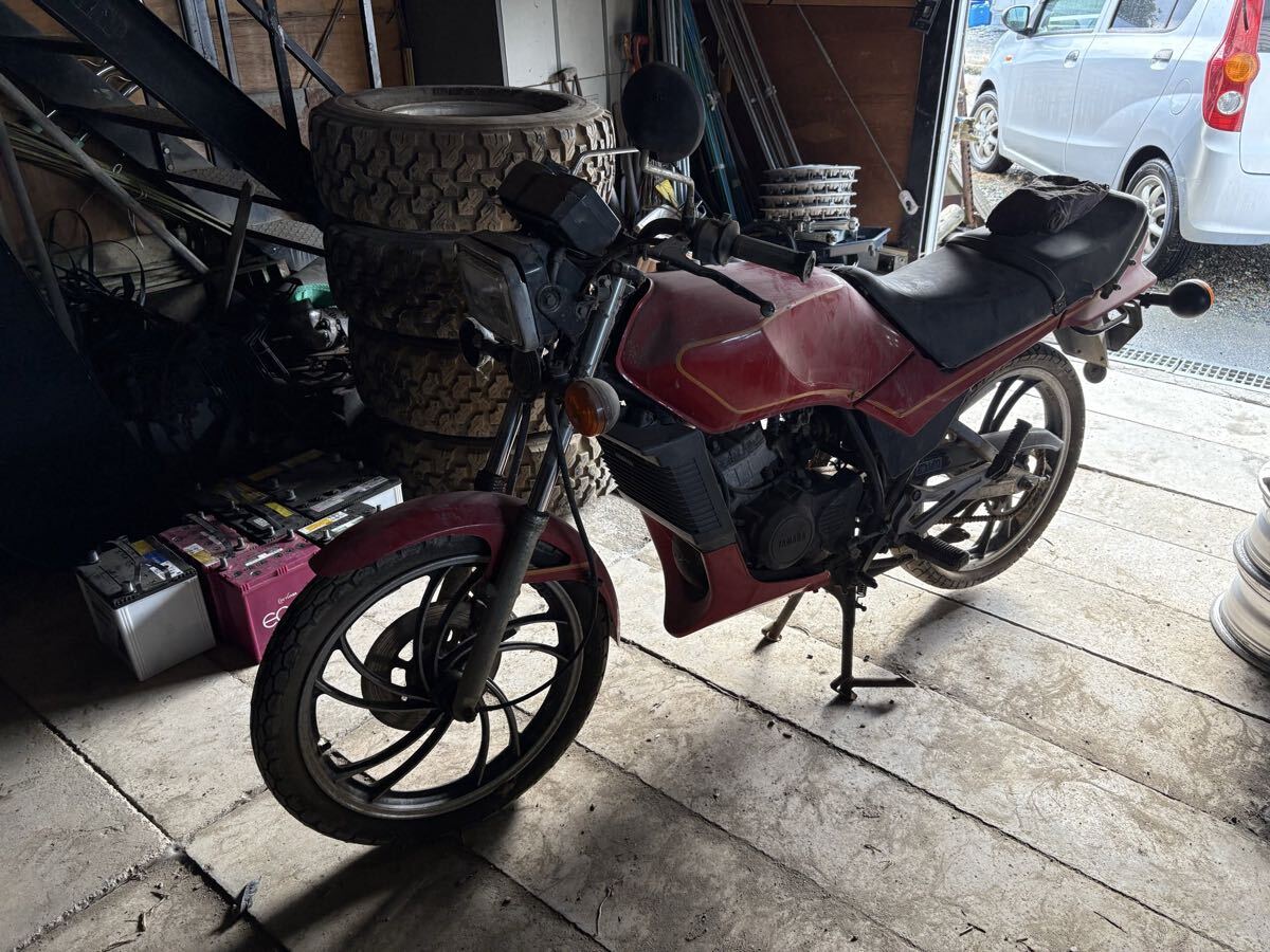 【引き取り限定】YAMAHA RZ125 レッド 不動 書類無し 部品取り レストアベース ヤマハ 売り切り拍卖