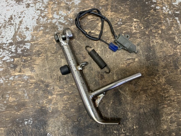 マジェスティ250 SG03J 社外サイドスタンド ★ メッキ劣化あり拍卖