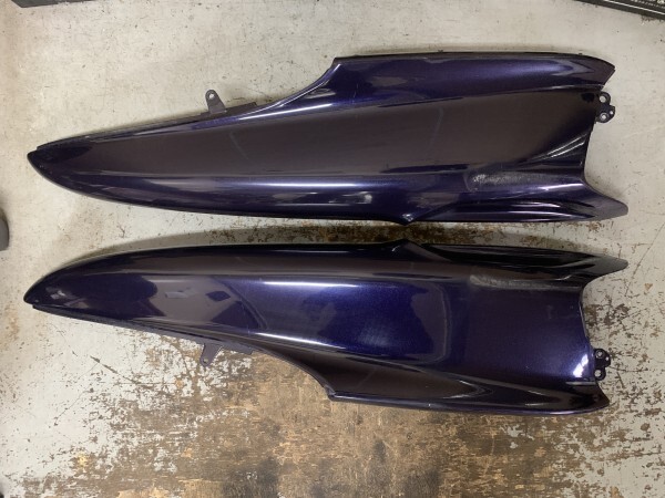 マジェスティ250 SG03J シートカウル ★ 傷あり 200サイズ拍卖