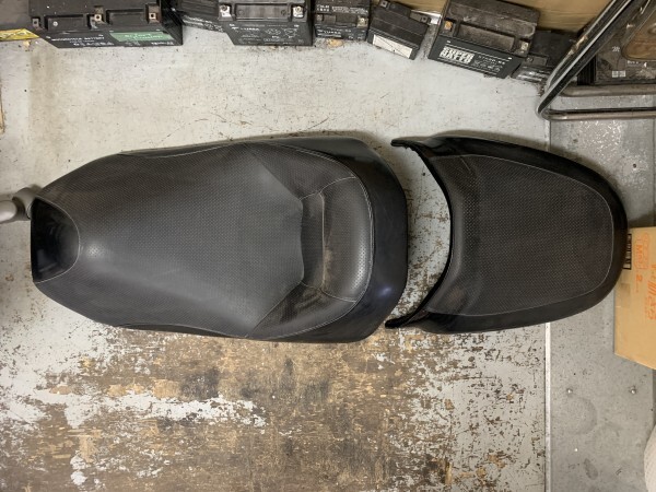 マジェスティ250 SG03J シートセット ★ 200サイズ 傷あり拍卖