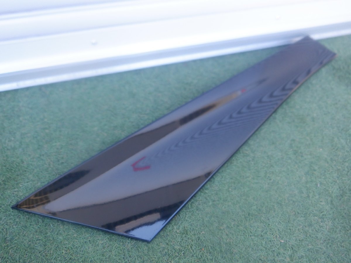 トヨタ純正 ZWR90W ZWR95W MZRA90W MZRA95W 90 ヴォクシー ノア スライドレールカバー クォーターパネル 左側 60836-V1010 ブラック218拍卖