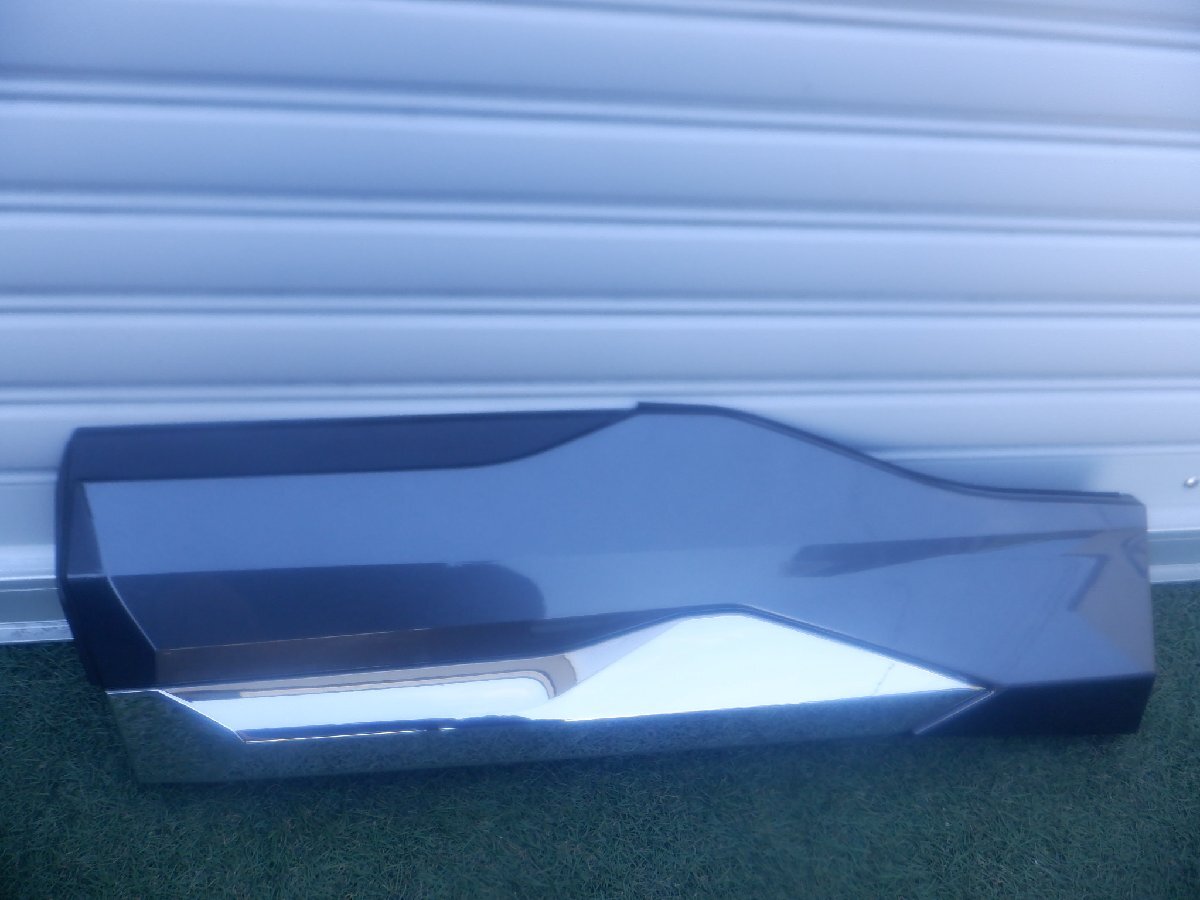 MODELLISTA モデリスタ MXAA52 MXAA54 AXAH52 AXAH54 50系 RAV4 ラブ4 ドアパネル プロテクター リア 左側 助手席 グレー 75078-42040拍卖