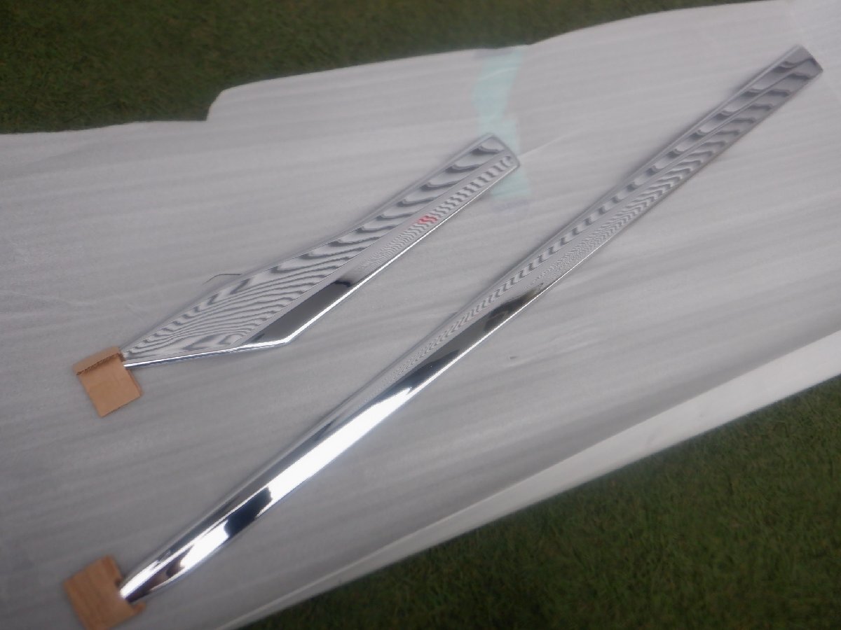 未使用 MODELLISTA モデリスタ A200A A201A A202A A210A ライズ RIZE メッキ サイドモール ガーニッシュ カバー 右側 運転席 615/652拍卖