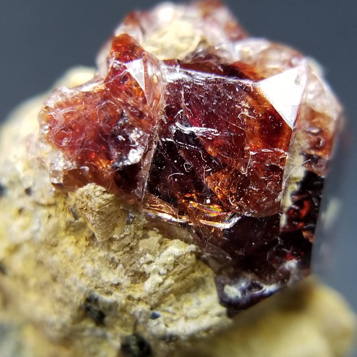 パキスタン産 ジルコン 赤 クリスタル 鉱物 原石 鉱石 標本 Zircon 20拍卖