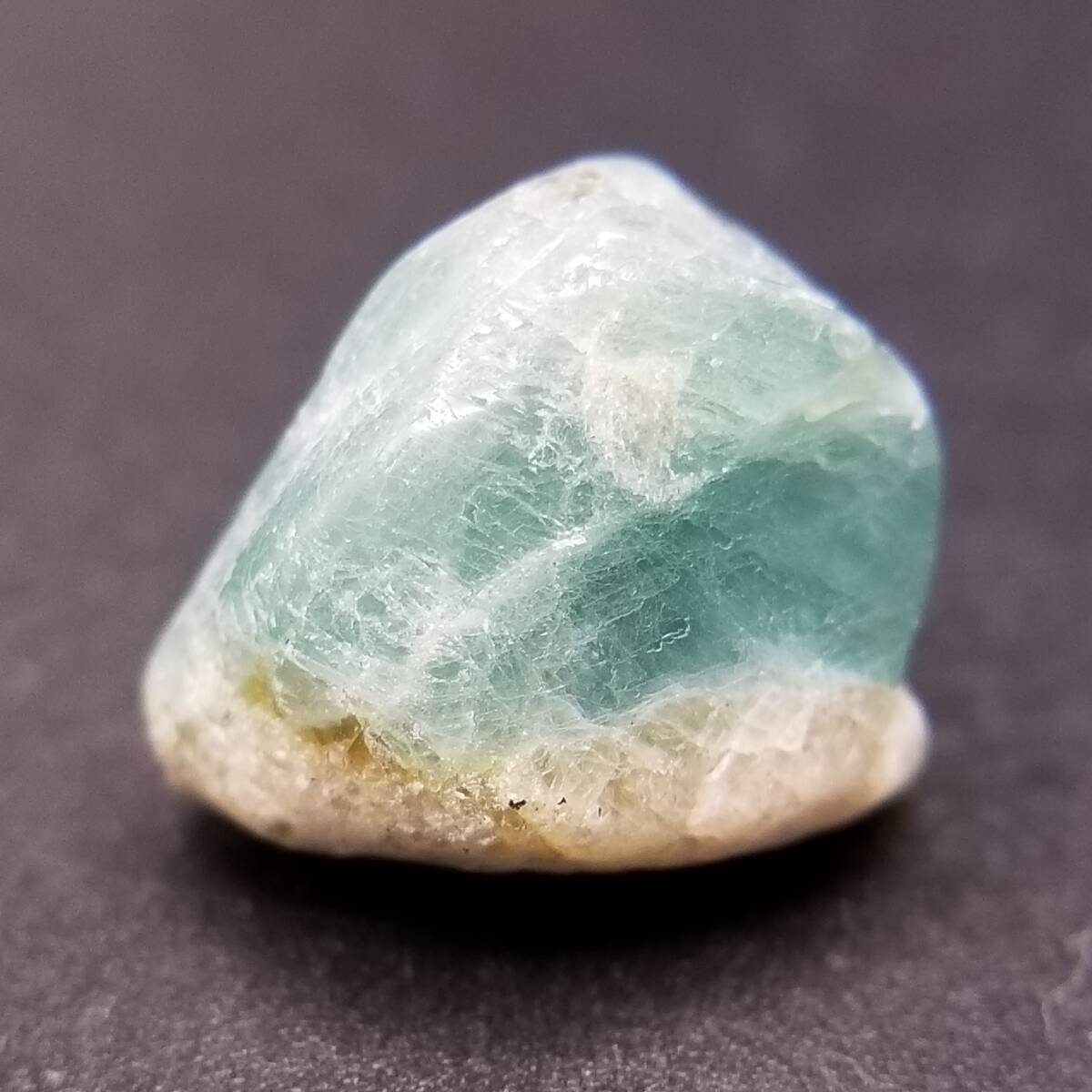 マダガスカル産 グランディディエライト 鉱物 原石 鉱石 標本 Grandidierite 41拍卖