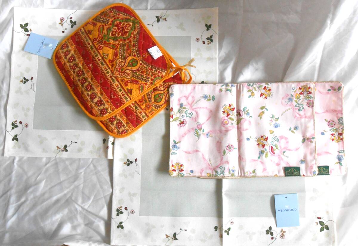 WEDGWOOD ウェッジウッド ワイルドストロベリー /ミントン/maratフランス/ティーマット 鍋つかみ まとめて テーブルウエア拍卖