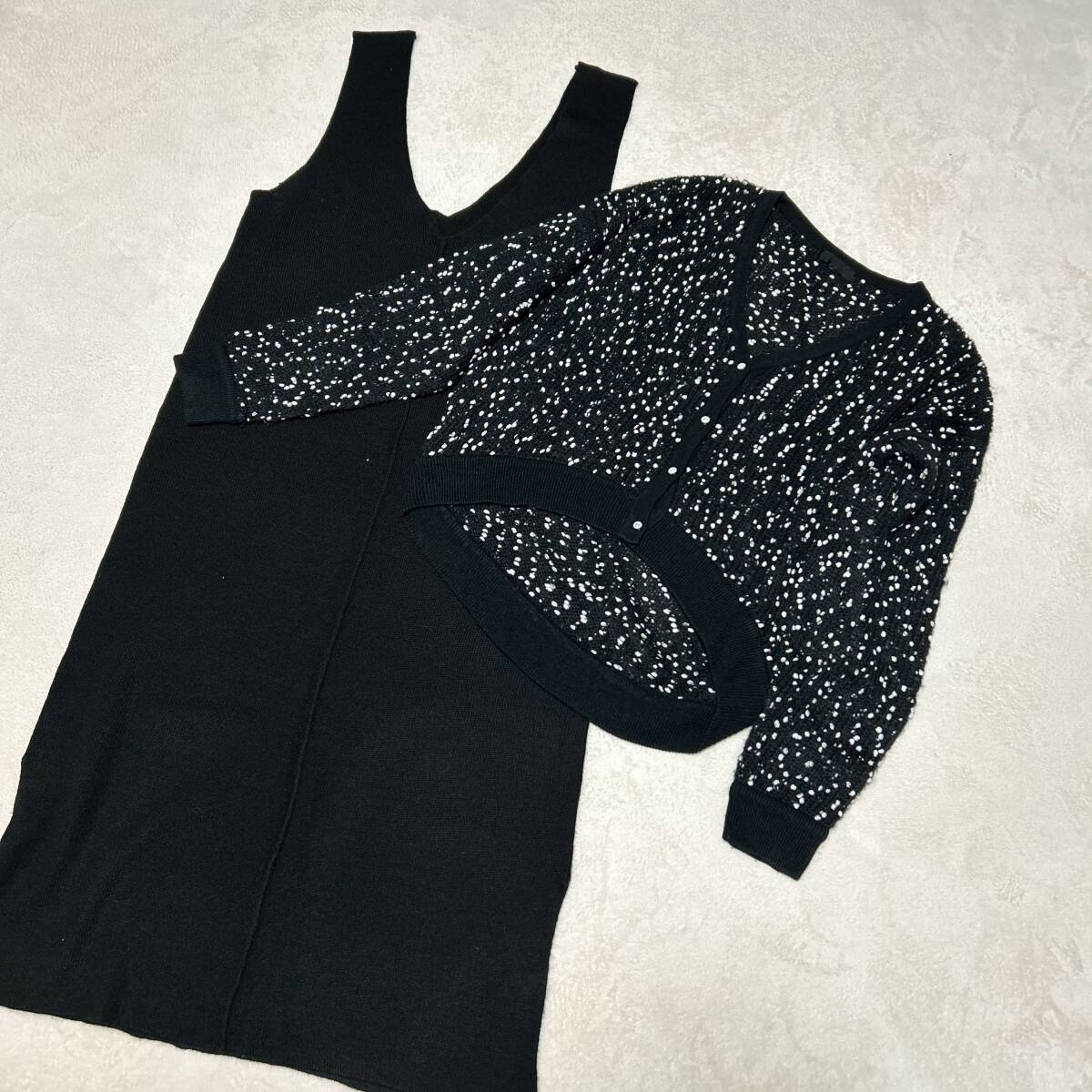 ジーナシスニット他ニットワンピース拍卖