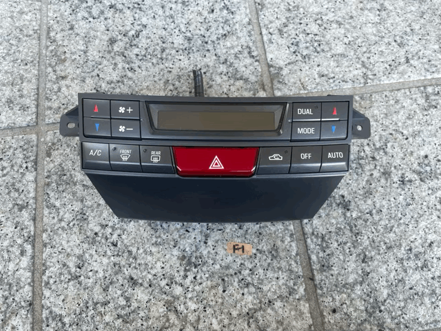 ★☆後期 スバル レガシィ BRG BMM BRM BR9 BM9用純正エアコンパネルスイッチ☆★拍卖