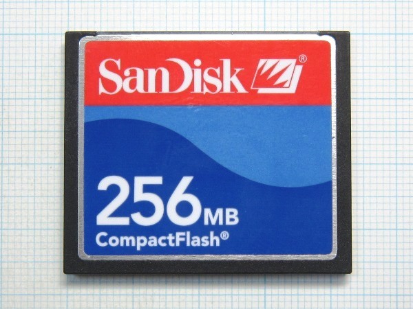 ★SanDisk コンパクトフラッシュ 256MB 中古★送料85円・185円拍卖