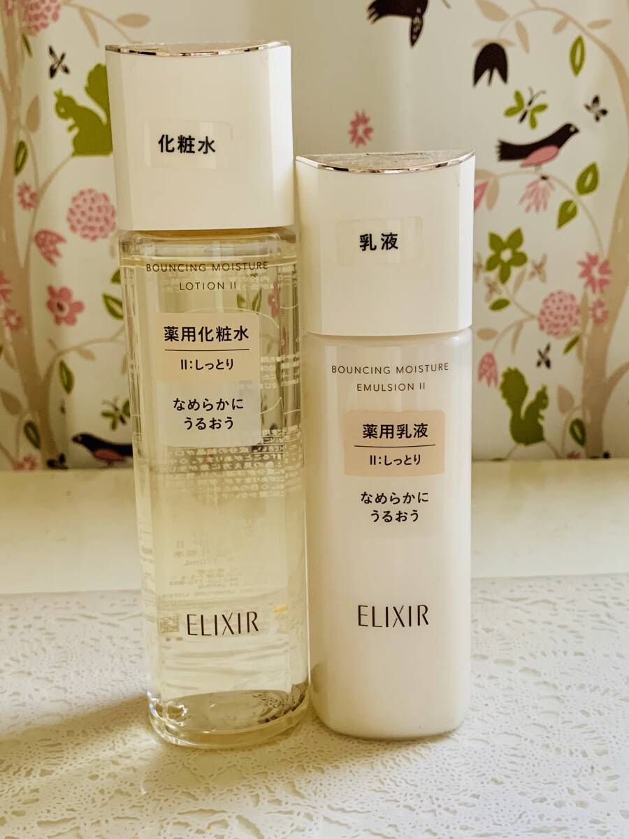 エリクシール☆リフトモイストローションSPⅡ・エマルジョンSPⅡ☆薬用化粧水・薬用乳液 しっとり なめらかにうるおい拍卖