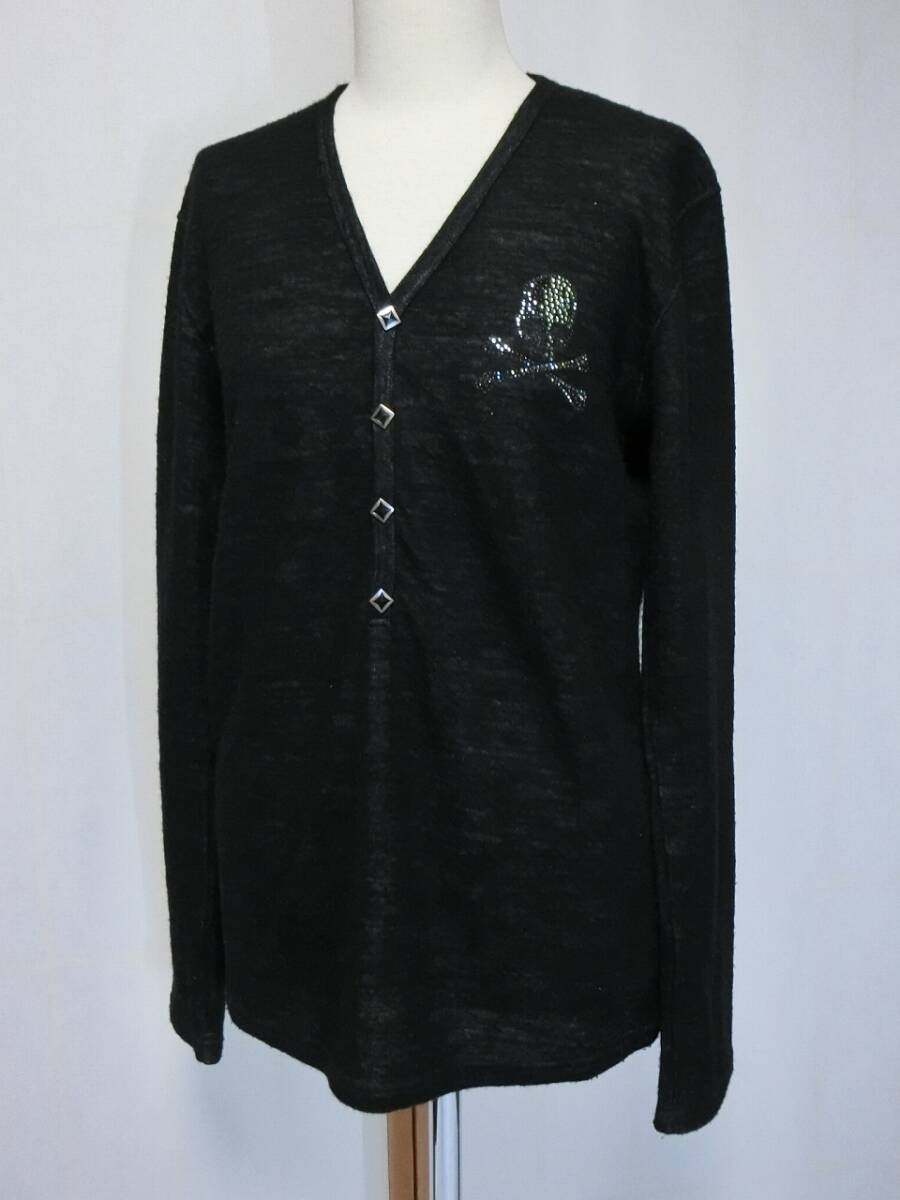 ★Roen ロエン 黒で胸にラインストーンのスカルが付いたVネックの長袖カットソー 46★ 拍卖