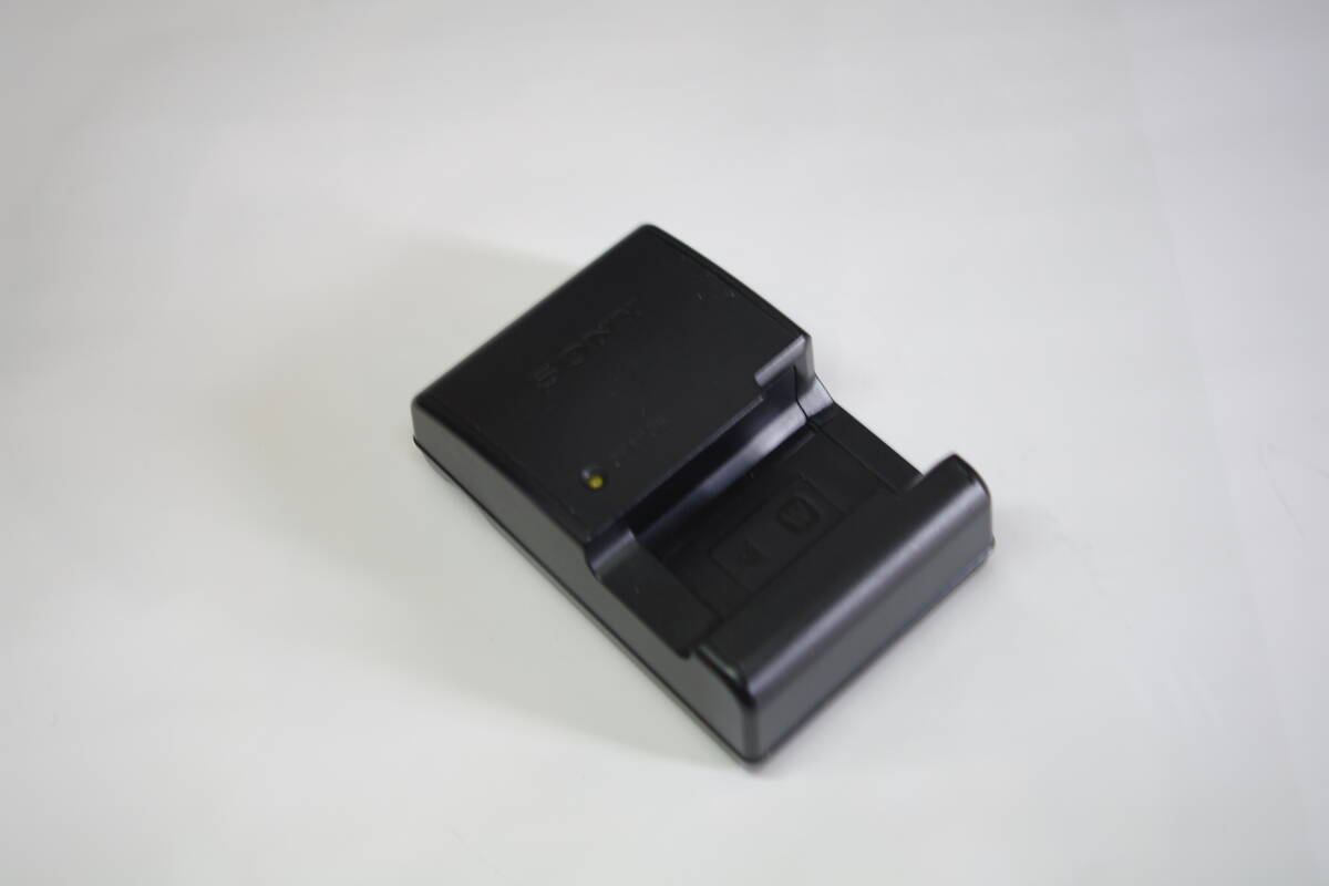 SONYソニー 充電器 BC-VW1 ■JHC6拍卖