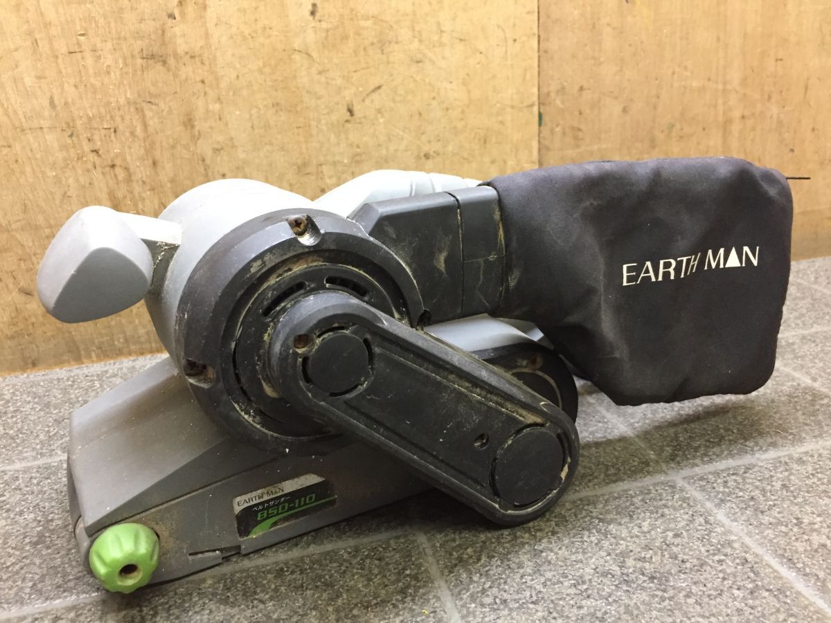 JJ2069 EARTHMAN/高儀 ベルトサンダー BSD-110 AC100V 消費電力680W 回転数28000rpm 50-60Hz 電動工具 動作OK/80拍卖