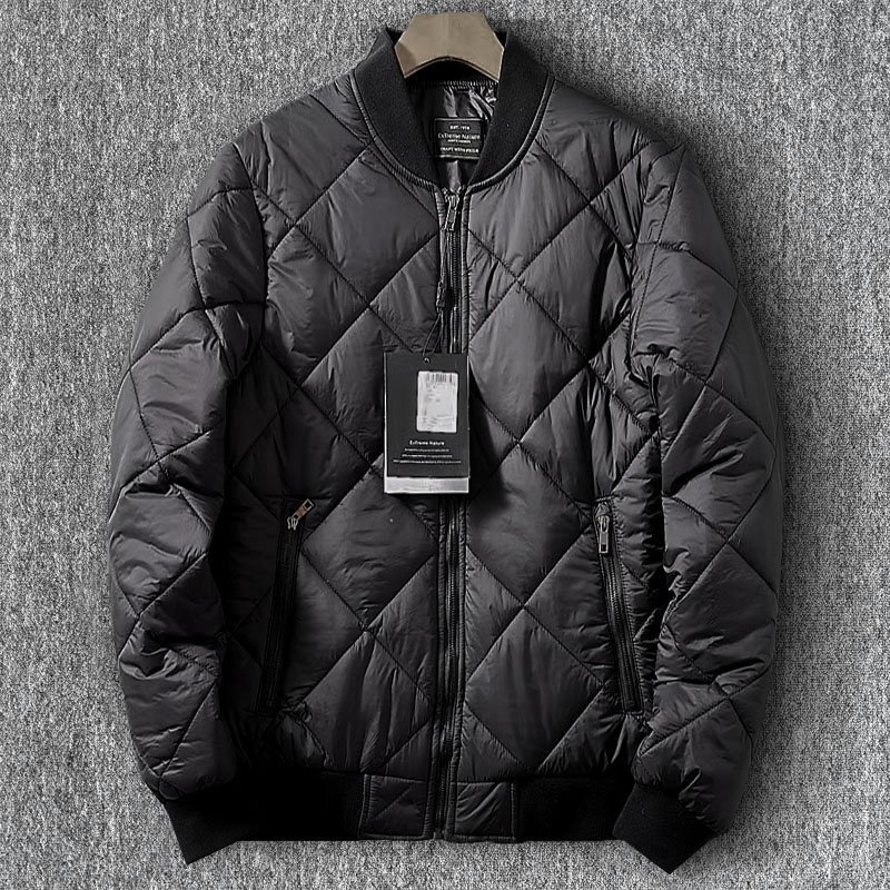人気モデル 国内未販売 新品 メンズ 中綿ジャケット 軽量で保温 パイロット風 ベースボールカラー キルティングコート 黒 T8118-1-XL拍卖