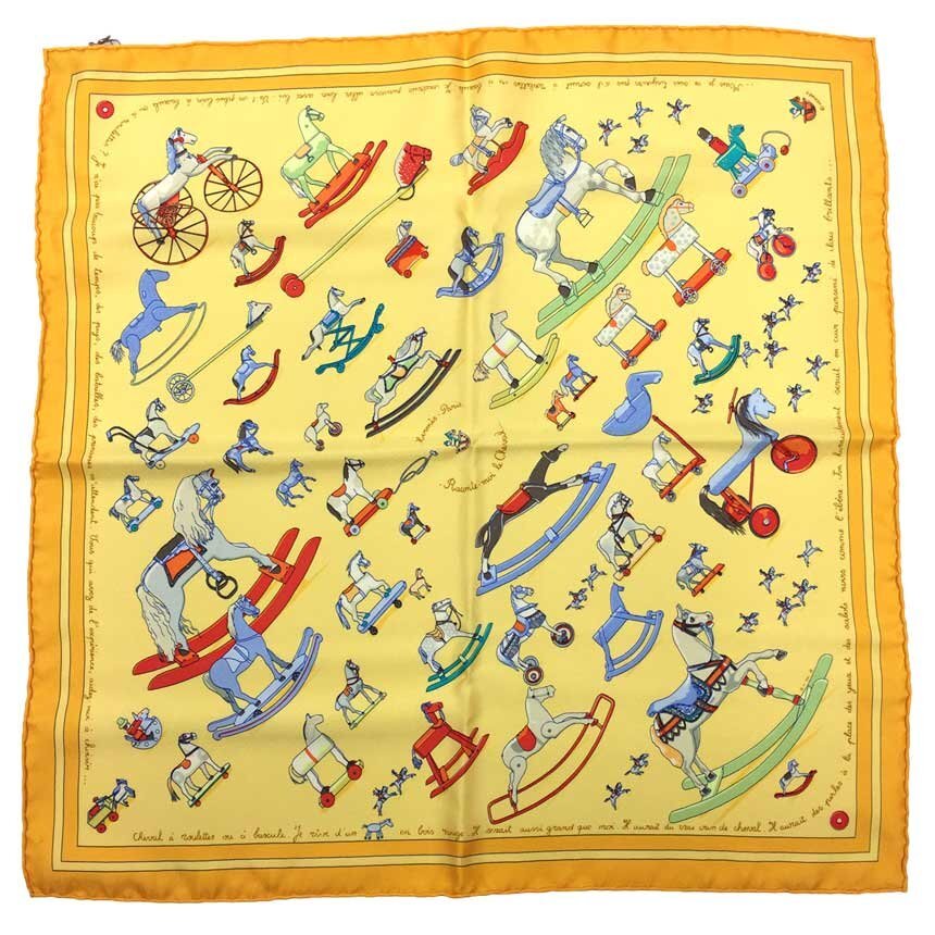 送料無料 レア物 希少 HERMES エルメス スカーフ カレ45 Raconte moi le cheval お馬の話をして イエロー 未使用 新古品 aq11051拍卖