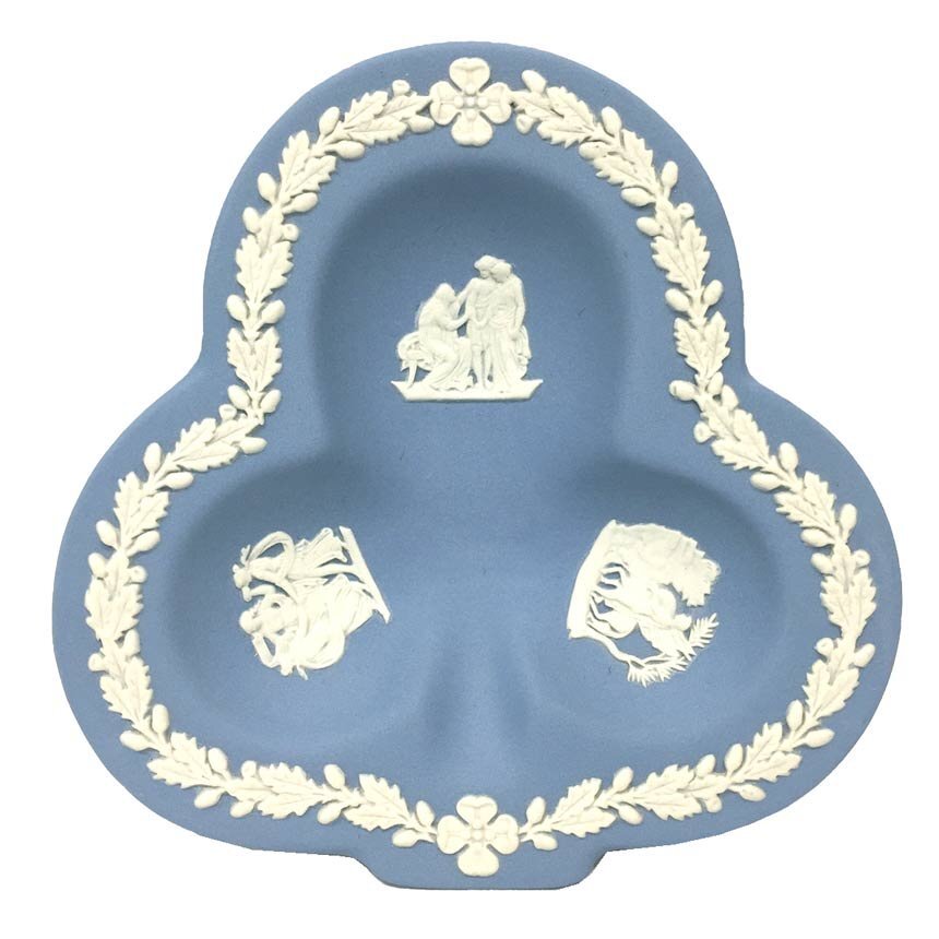希少品 WEDGWOOD ウェッジウッド ジャスパー・ウェア クローバー トレイ 小物入れ 英国製 ヴィンテージ aq11911拍卖