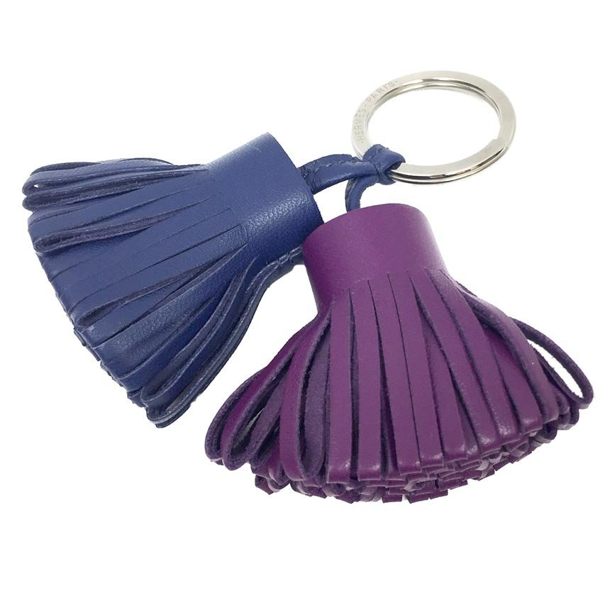 HERMES エルメス カルメンウノドスキーホルダー キーリング キーホルダー チャーム フリンジ2個 レザー ブルー パープル 美品 aq11253拍卖