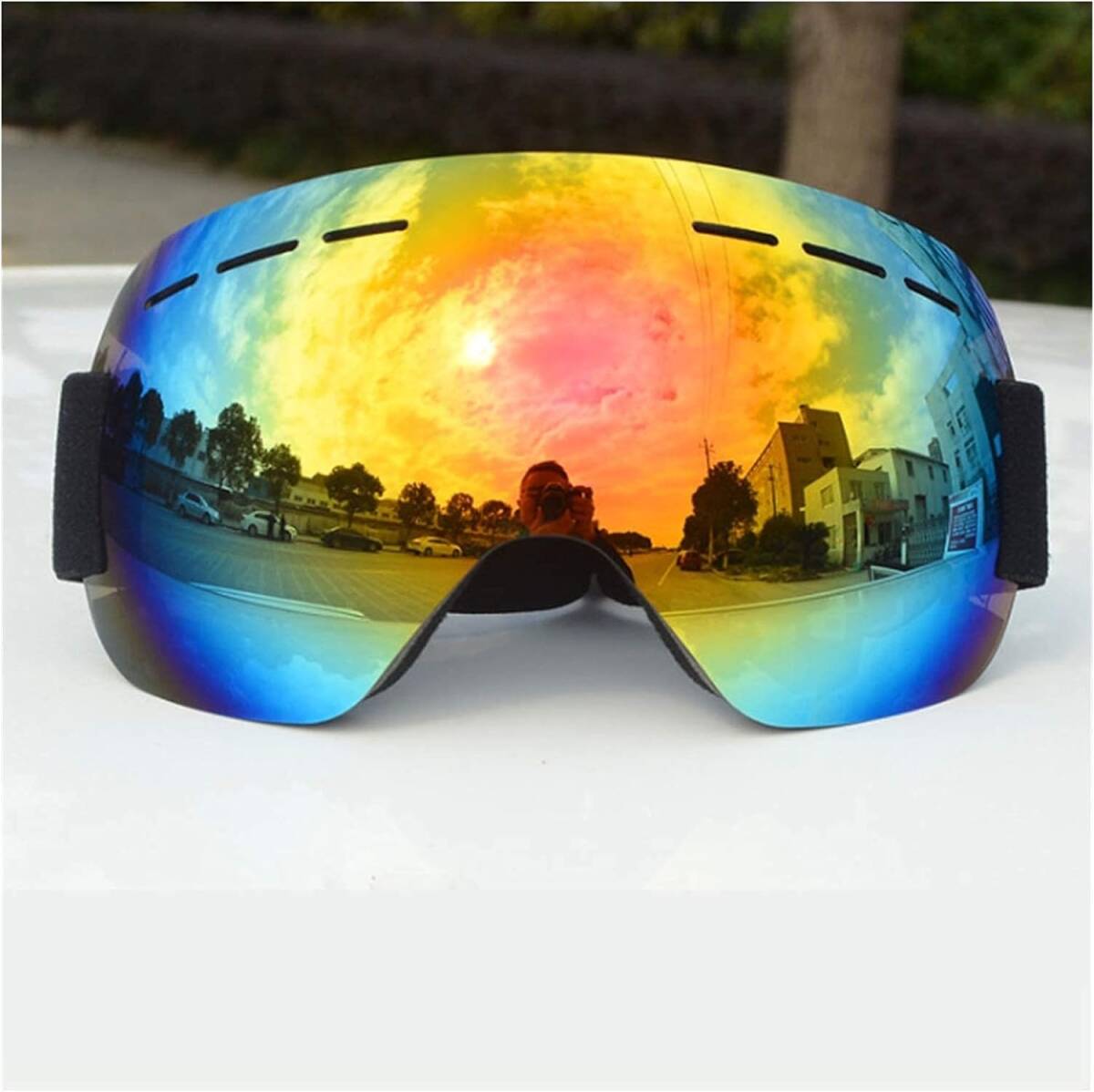 スキーゴーグル スノーボードゴーグル 冬用 広視野 球面 3層スポンジ 防曇防紫外線 大人用 収納袋付き(色:レッド)拍卖