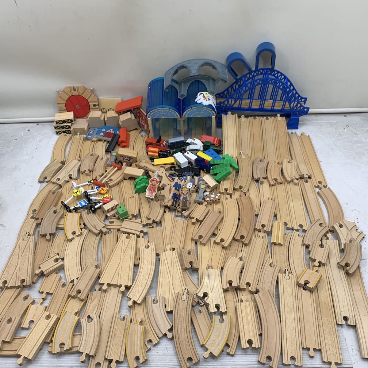 I☆まとめ売り☆レール 木製レール プラレール おもちゃ 木製 ブリオ 列車 電車 線路 木製おもちゃ 木のおもちゃ おもちゃ大量まとめ売り拍卖