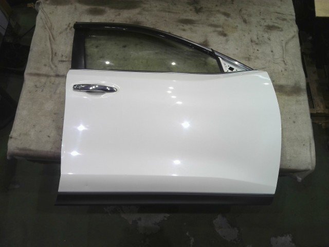 【青森発】中古 エクストレイル DBA-NT32 右FドアASSY H010M-4CBMA ※状態 車体情報等 説明欄要確認【個人宛は支店止め配送】拍卖