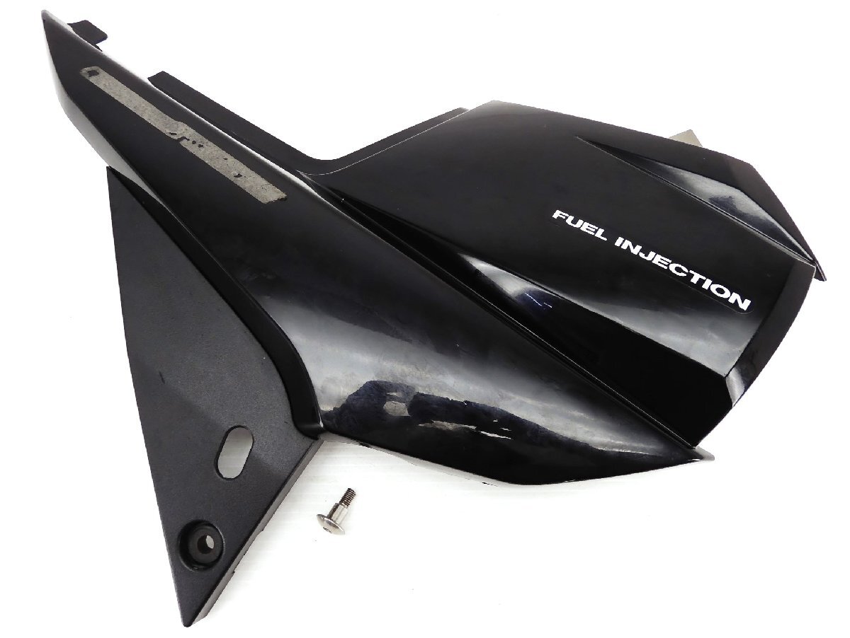 140@1081【評価S】 GSX1400 GY71A 油冷 純正 サイド カバー カウル 右 黒 47111-42F00 47121-42F00 走行距離表示13,620km拍卖
