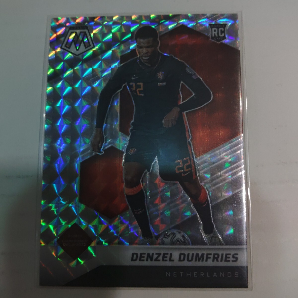 2021-22 PANINI MOSAIC FIFA ROAD TO WORLD CUP #171 DENZEL DUMFRIES【デンゼル・ダンフリース】オランダ代表 RC パラレル版 Mosaic拍卖
