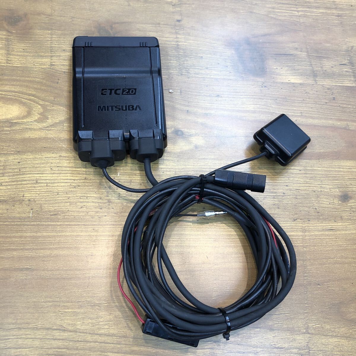 ・ミツバサンコーワ 二輪車 車載器ETC 2.0 BE-700Ⅱ 二輪車 バイク用 ADV150 KF38-1008〜 外し ETC 車載器拍卖