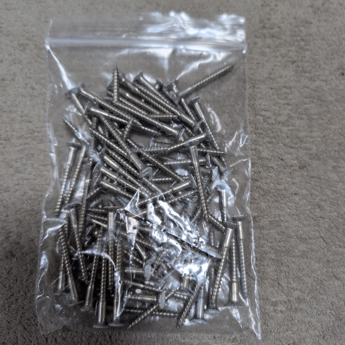 ジャンク品/長期保管品/メーカー不明/ステンレス/皿木ネジ/白/皿3.5×38mm/1P85本入り拍卖