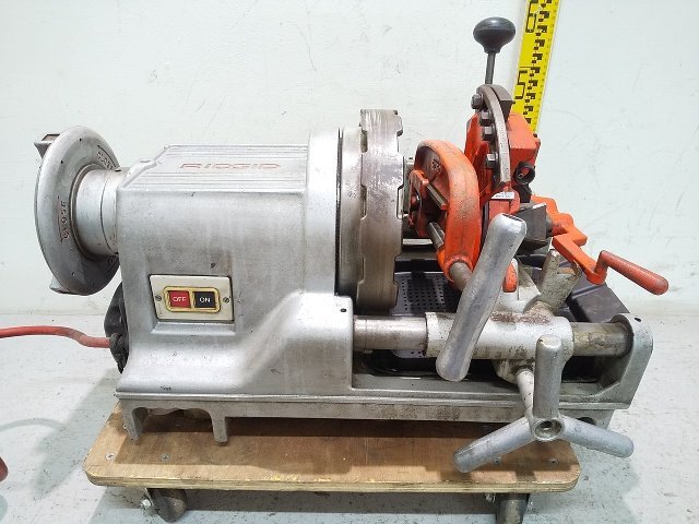 (1円スタート!) RIDGID リジッド ねじ切り 型式不明 パイプマシン 動作良好 B0915拍卖