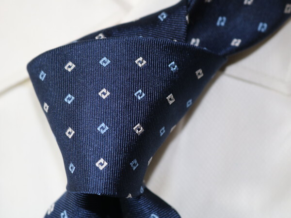 【千/伊】ls20729/サルトリアロッシ美麗小紋ネクタイ拍卖