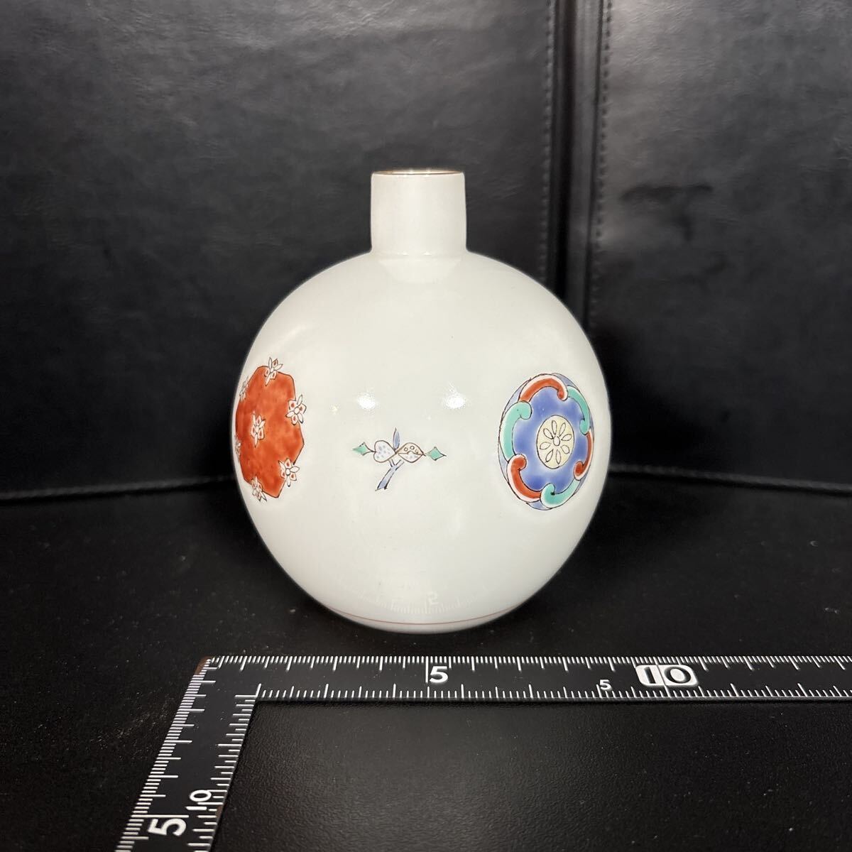 酒井田柿右衛門 色絵 花丸文 徳利 美品 花瓶 花器 花入 花生 一輪挿し拍卖