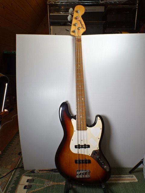 Legend by Aria エレキベース Jazz Bassタイプ 90年代製 音出し確認O.K. ステッカー日焼け痕あり 現状品拍卖