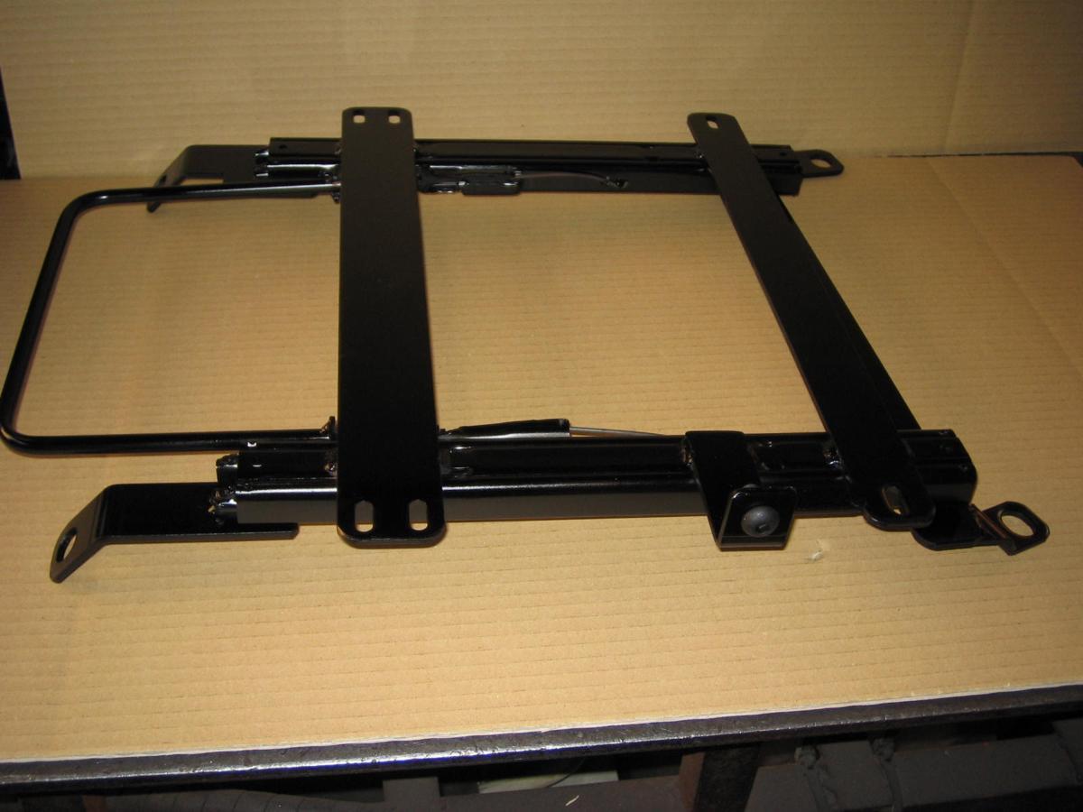 ダイハツ L250 スパルコシート用スーパーダウンー6cm シートレール新品 拍卖