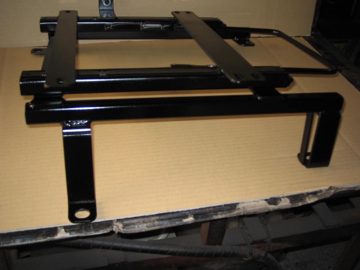 スズキジムニー JB23 レカロSR6 7 11 シートレール新品シートポジションー2cm 拍卖