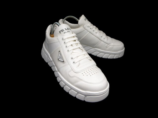 ◆本物保証◆PRADA◆プラダ◆メンズ/2024年(約16万円)/ダウンタウン/レザー/スニーカー/シューズ/革/靴/白/約27.5㎝(9)★☆美品(箱付)☆★拍卖