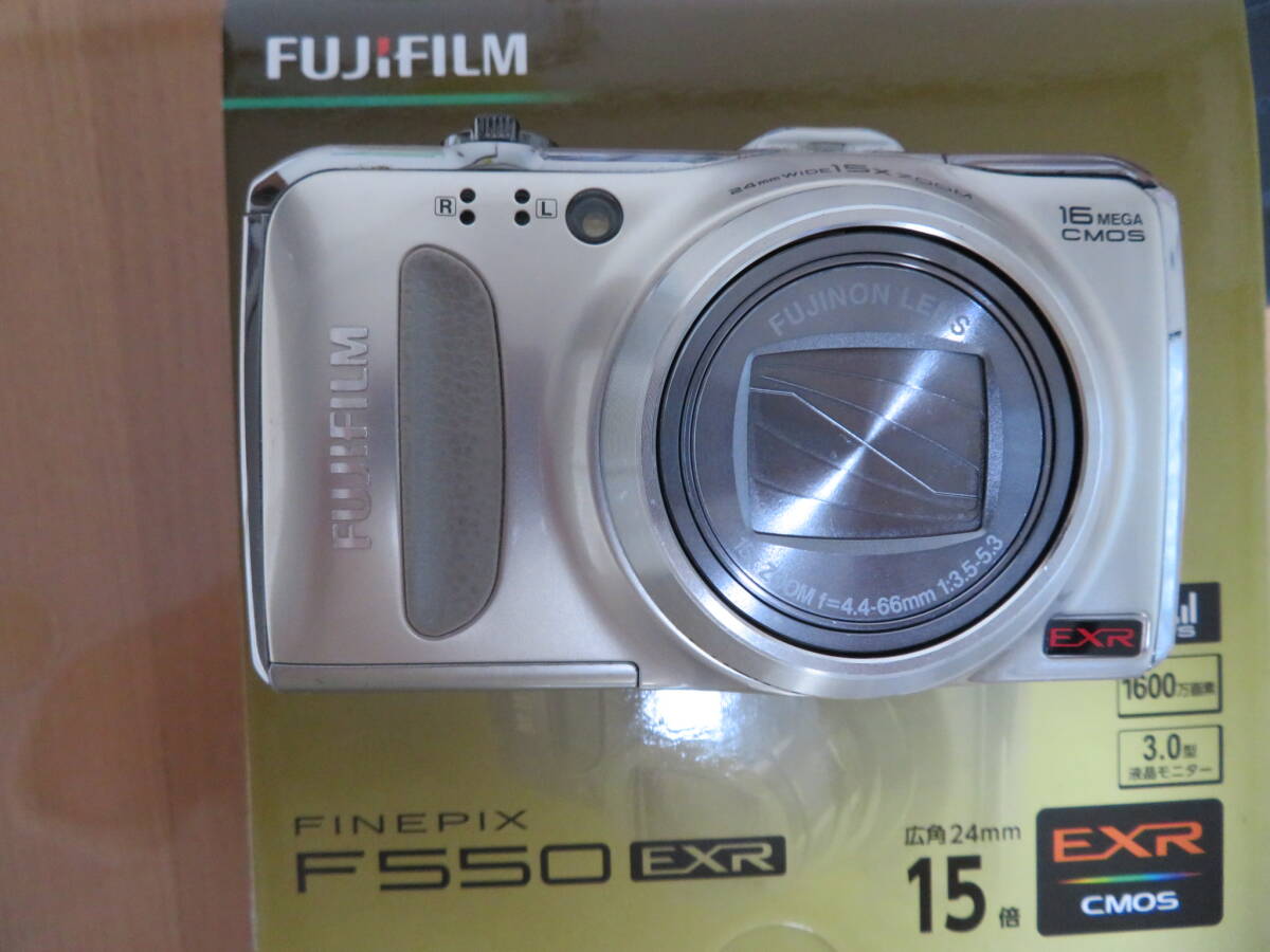 FUJIFILM FinePix F550 EXR コンパクト デジタル カメラ コンデジ 富士フィルム 中古拍卖