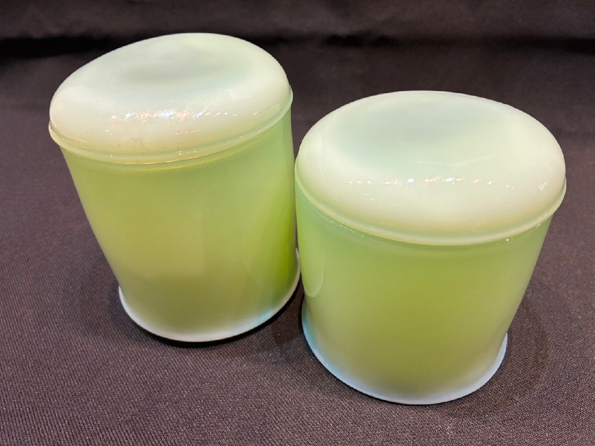 ★SHISEIDO 資生堂 花椿CLUB 記念品 ザ・キャリックス ガラス製 コットンポット キャンディポット ミルクガラス 全長(約)直径9×H11/9.5㎝拍卖