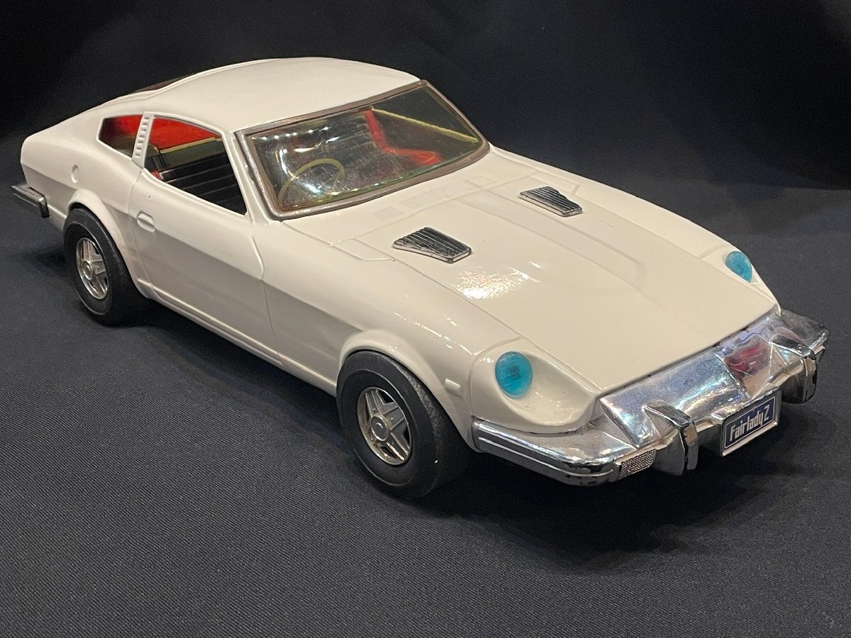 ★希少! コロ走行ok! ヴィンテージ 日産 フェアレディZ ホワイト おもちゃ ブリキ玩具 サイズ(約)長47×幅17.5×H12.5cm拍卖