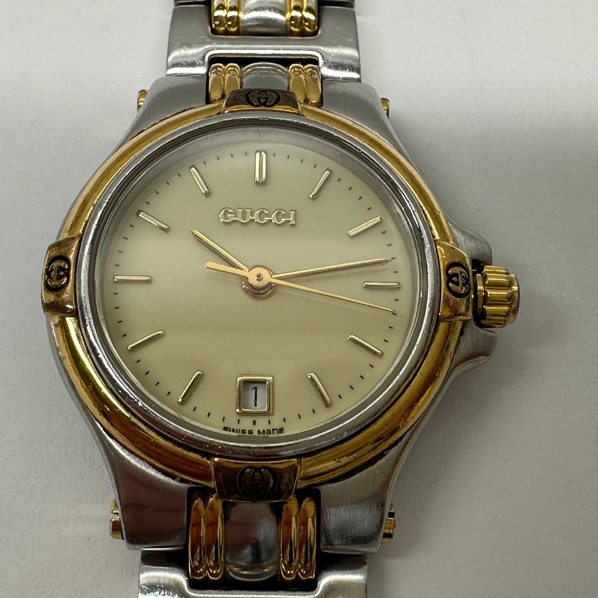 ジャンク 稼働品 GUCCI グッチ 9040L ベルト不良 クォーツ デイト 2025年11月電池交換済 レディース 腕時計拍卖