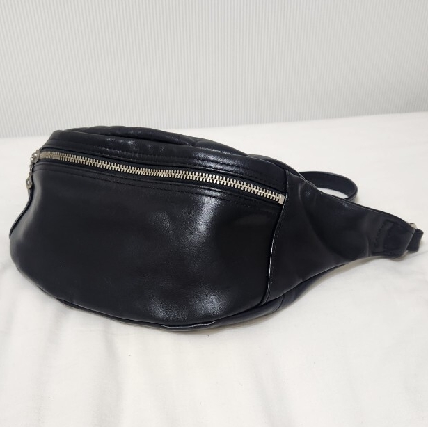 美品!Y'2 LEATHER ワイツーレザー ホースハイド ボディバッグ 黒 ウエストバッグ アイアンハート ショルダーバッグ 拍卖