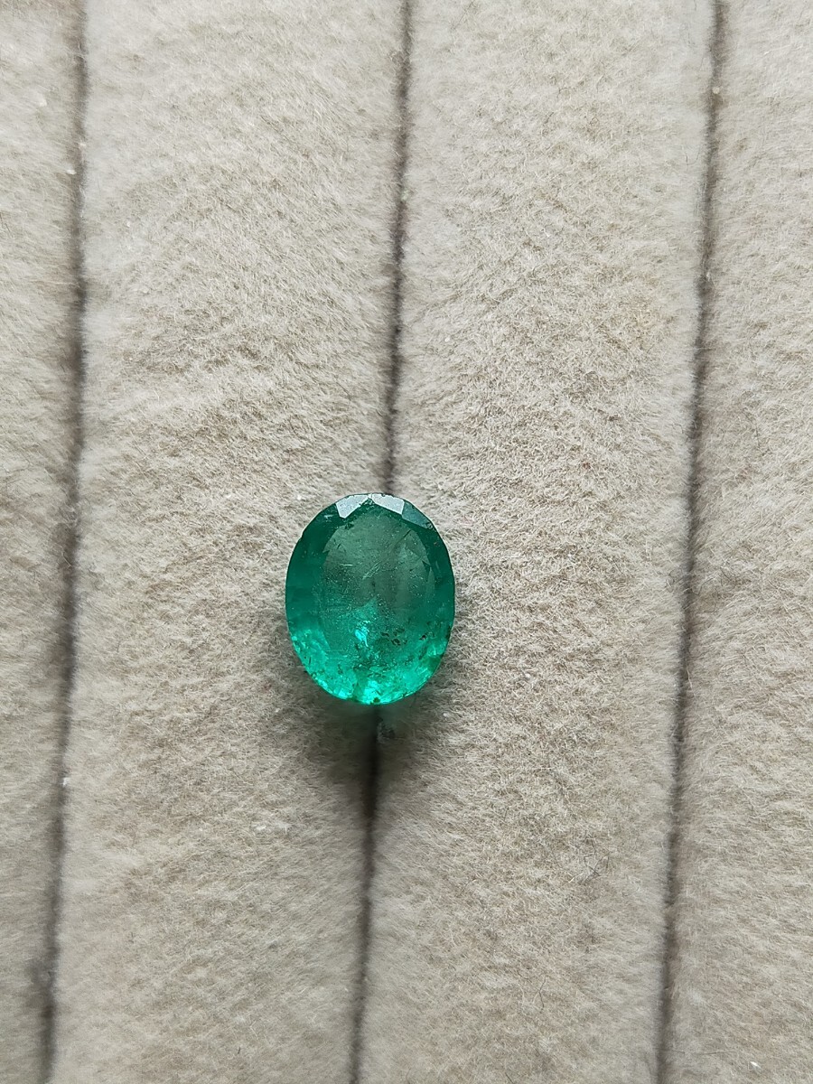 天然エメラルド 2.354ct 2カラット 2ct NATURAL EMERALD ルース loose ソーティング付 祖母緑 エメラルド オーバル oval拍卖