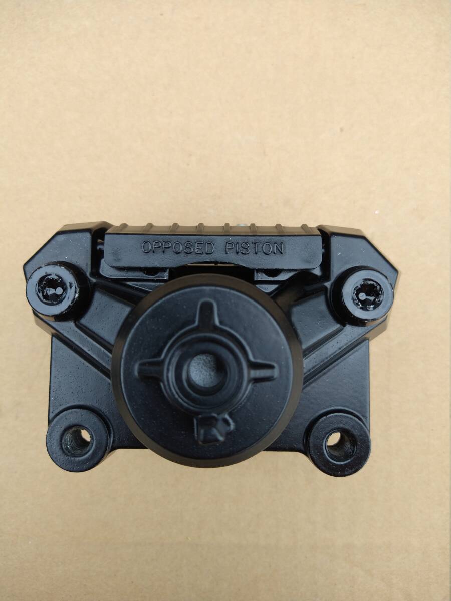 RG400 Gamma リアキャリパー 69100-20A00 OH済み+塗装拍卖