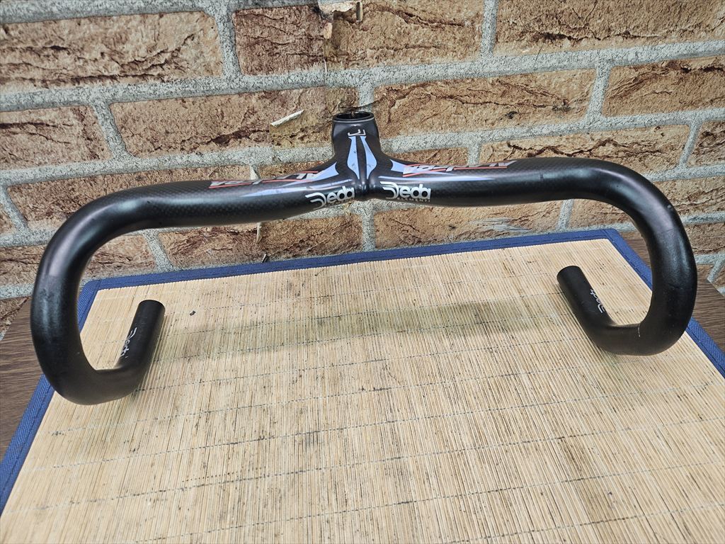 ■ 【 発送限定 】 1円スタート!! ■ DEDA ALANERA 28.6×90mm C-C400 外-外420 ステム一体型ハンドル カーボン ドロップ 同梱発送承中!!拍卖