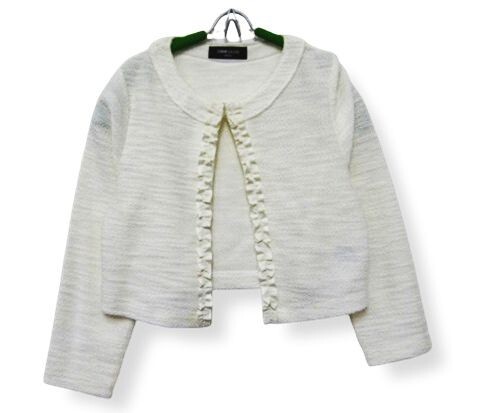 【美品】【1度のみ着用】コムサイズム キッズ ニットボレロ フリル付き オフホワイト 女児 女の子 120サイズ ■L29562AWS26-251127(198)拍卖