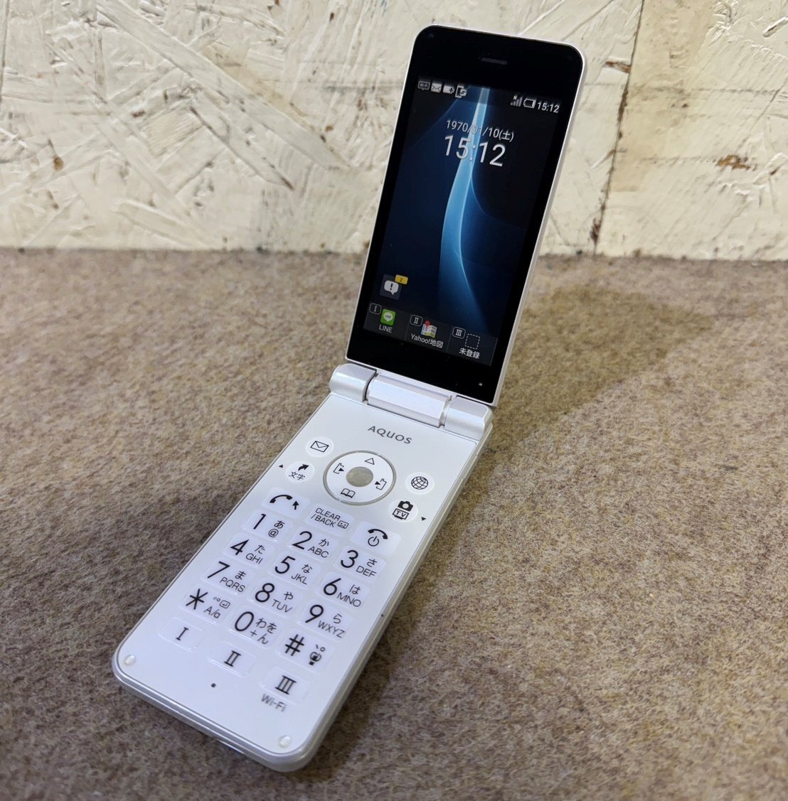 Softbank AQUOS ケータイ2 NP601SH 利用制限〇 折りたたみ VoLTE対応 携帯電話拍卖