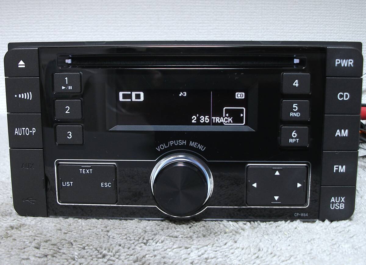 送料無料 トヨタ 純正 CP-W64 08600-00M10 2DIN CD AUX/USB プレーヤー デッキ 中古品拍卖