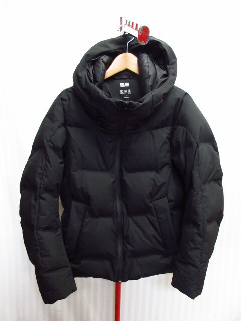 ユニクロ シームレスダウンパーカ メンズS 黒 ダウンパーカー フード付きダウンジャケット 防寒保温ダウンジャンパー フーディー 11133拍卖