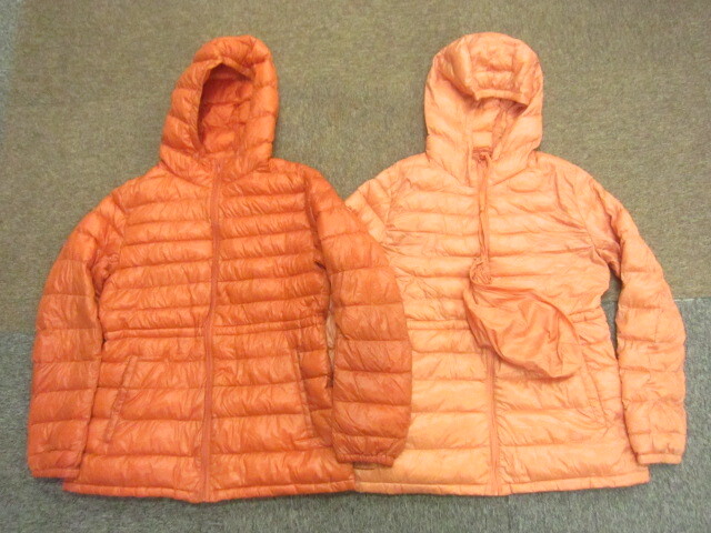 ユニクロ ウルトラライトダウンパーカー 2枚セット SIZE L 軽量ダウンジャケット フード付きコンパクトダウンコート 防寒フーディー12009拍卖