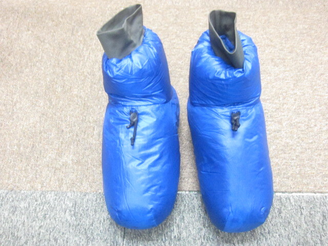 モンベル ベーシック ダウン フットウォーマー Mサイズ 保温防寒ダウンシューズ ルームシューズ ダウン使用ソックス 靴 アウトドア11089拍卖