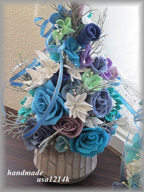 フェルトーフラワー♪ブルーグリーングラデーション♪お花のクリスマスツリー♪卓上ツリー♪ハンドメイド♪高さ28㎝♪2点セット拍卖